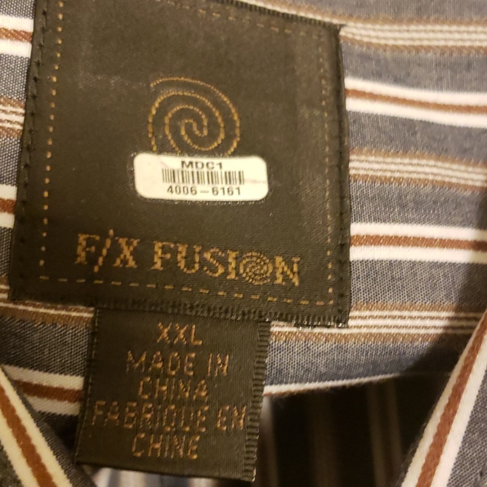 Shirt - Picture 2 of 2